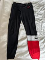 Sportleggins Sporthose nika Nordrhein-Westfalen - Eschweiler Vorschau