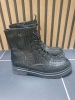 Dockers Stiefel Boots Gr. 40 schwarz mit Muster Niedersachsen - Wallenhorst Vorschau