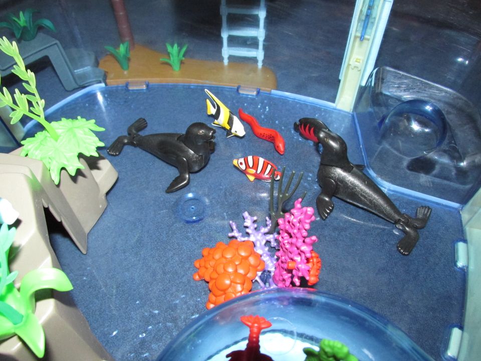 Playmobil Aquarium Fische Tiere Männchen 9060 tolles Set in Bodenfelde