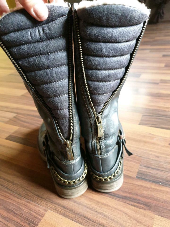 Mustang Stiefel warme Winter Schuhe Damen Gr. 38 Fell Boots in Röllbach