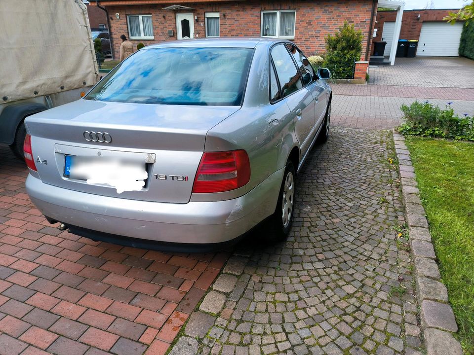 Audi A4 B5 1,9 TDI 116ps ( 110 ) Auto Limo Diesel in Warendorf