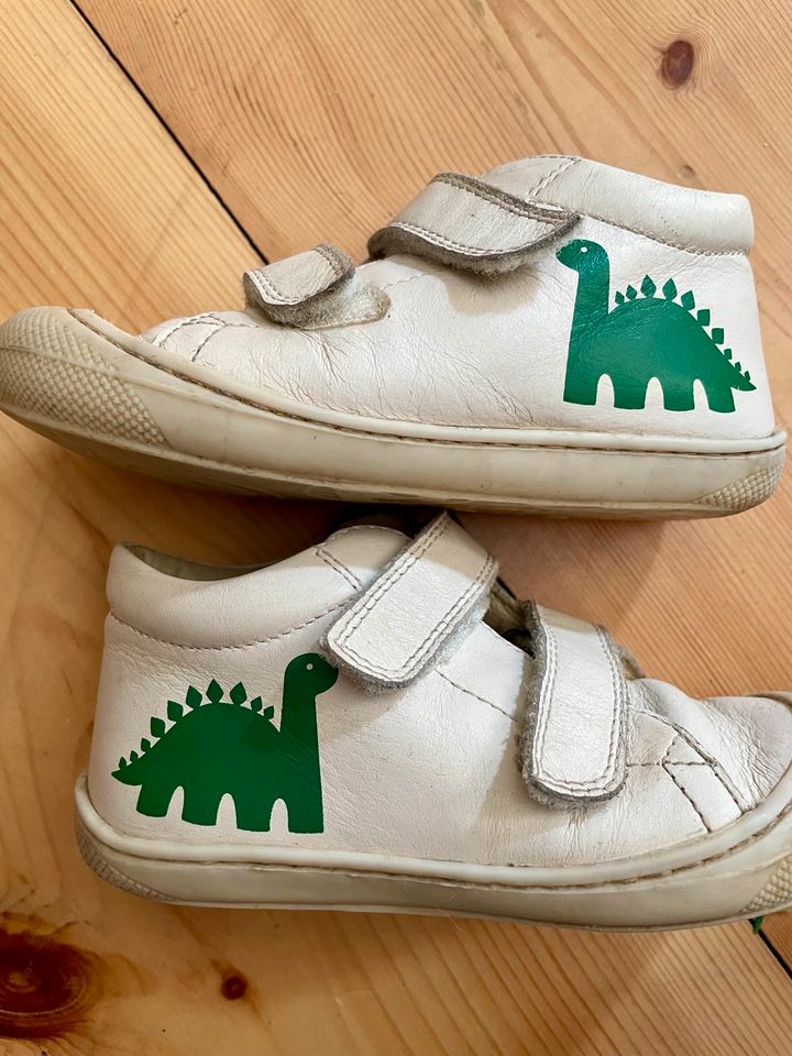 Halbschuhe von Naturino mit Dino in Berlin