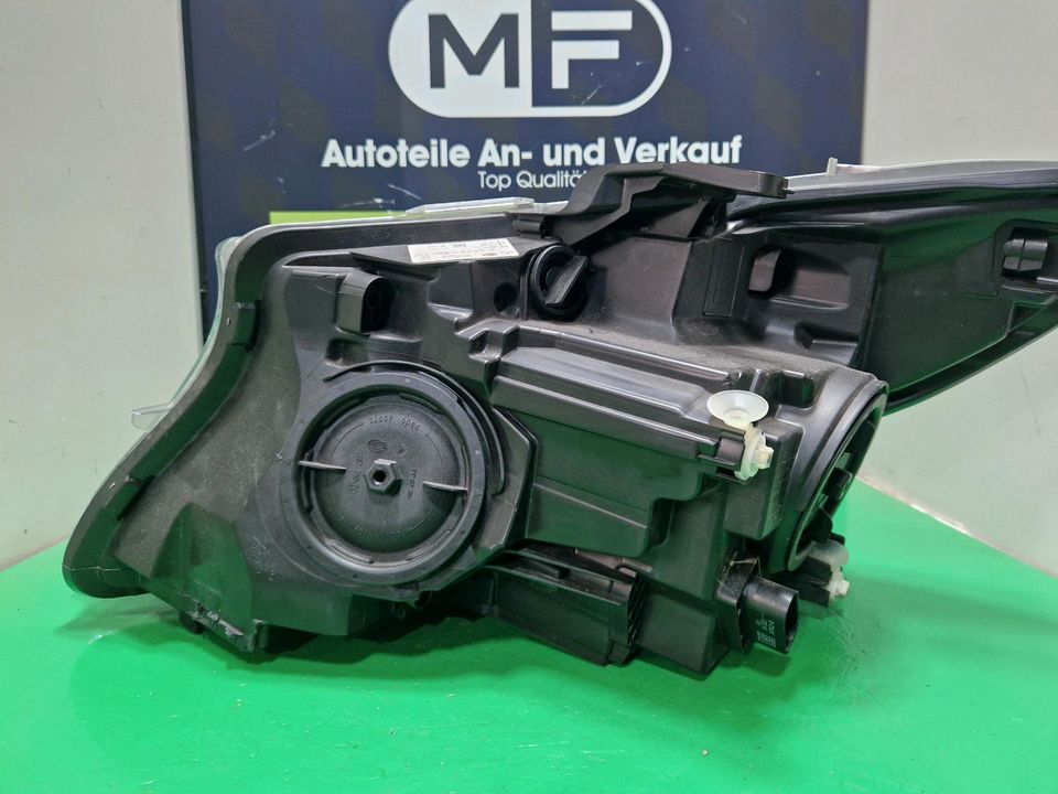 Mercedes Benz Vito W447 Scheinwerfer rechts Halogen A4479067800 in Hamburg