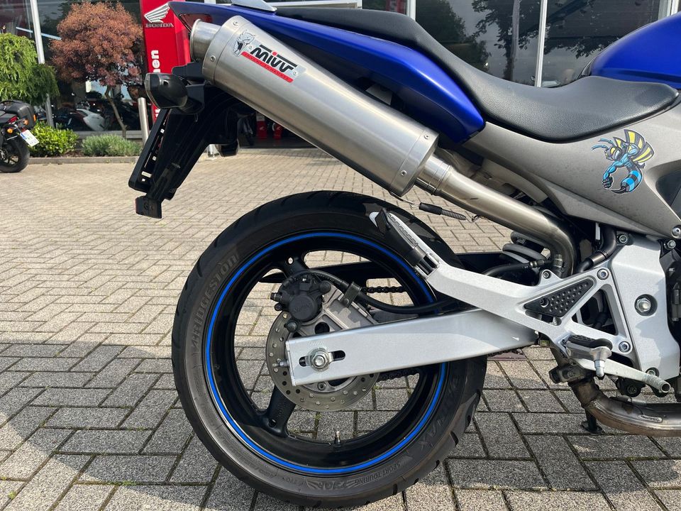 Honda CB600F Hornet PC36*MIVV *LED Scheinwerfer* in Ratingen