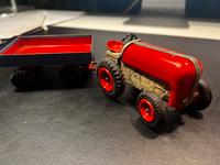 Antikes Blechspielzeug Traktor mit Anhänger MSW Weimar DDR Sachsen - Neumark Vorschau
