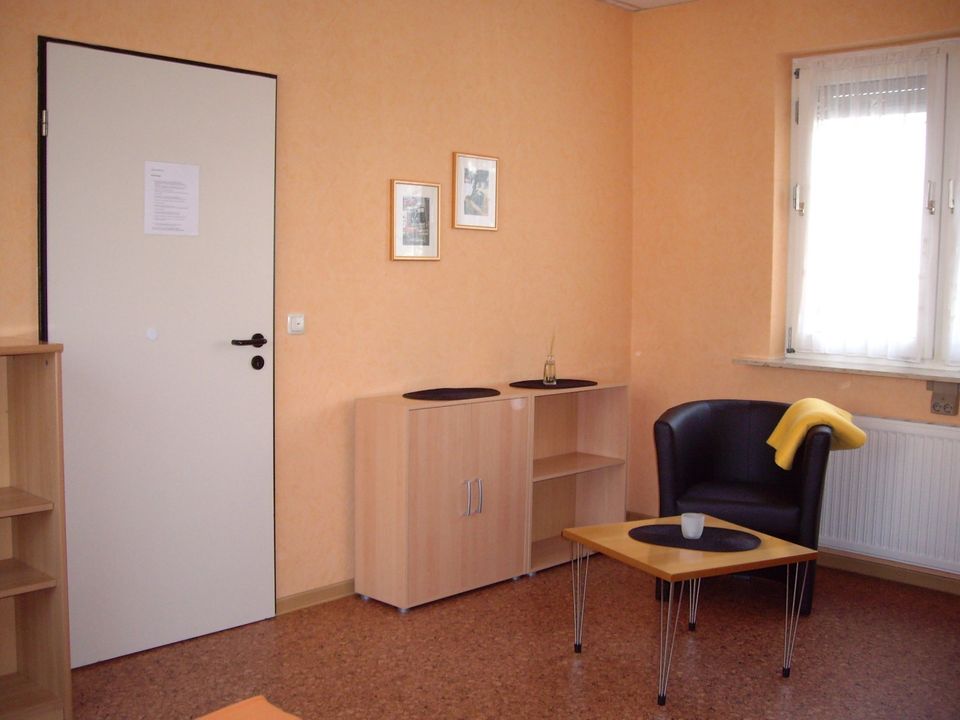 Möbeliertes Zimmer - SEHR ZENTRAL - 500 € Pauschal - ZweckWG in Mainz