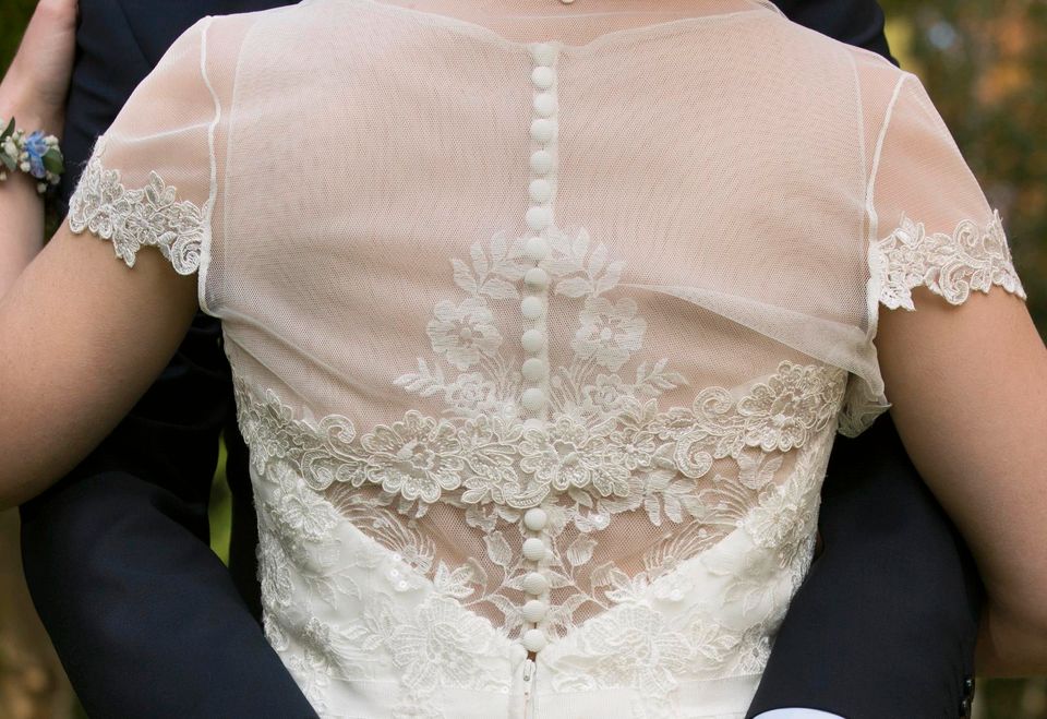 Brautkleid/Hochzeitskleid Ivory Gr. 38/M in Gütersloh