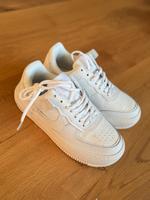 Damen Nike Sneaker Gr 37.5 neu Schleswig-Holstein - Glücksburg Vorschau
