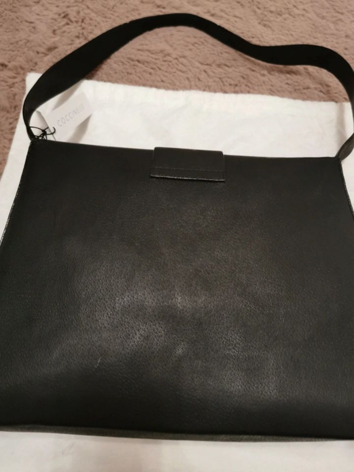 Coccinelle Handtasche schwarz neu mit Etikett Vintage in Köln