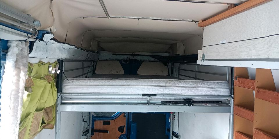 Wohnmobil Flex Camper Renntransporter, 5 Sitze , AHK 3t in Dessau-Roßlau