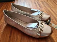 Ballerina mit Gold sehr schick 40 H NEU Bayern - Ebermannstadt Vorschau