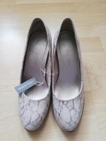 Marco Tozzi Pumps Gr. 40 beige gold Neu Schuhe Damen Highheels Bayern - Altdorf Vorschau
