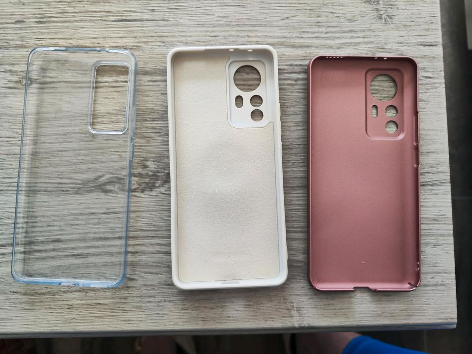 6!!! Xiaomi 12t pro Hüllen - teils komplett unbenutzt in Düsseldorf