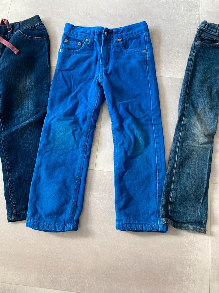 3 Jeans Gr.110 in Glinde