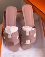 Hermès Hermes Oran Sandalen Rose Porcelaine 39/39.5 Frankfurt am Main - Westend Vorschau