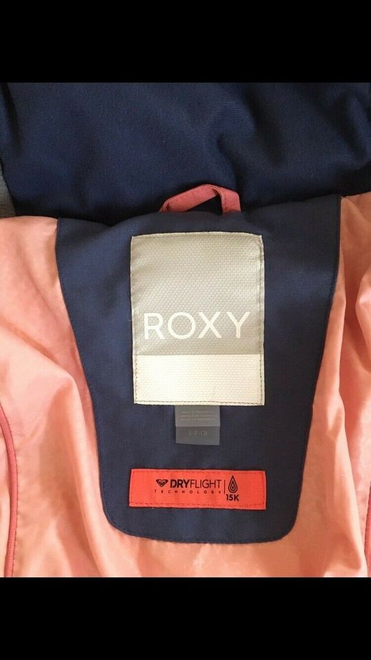 ROXY Daunen Skijacke Damen mit Fell Gr. S in Frankfurt am Main