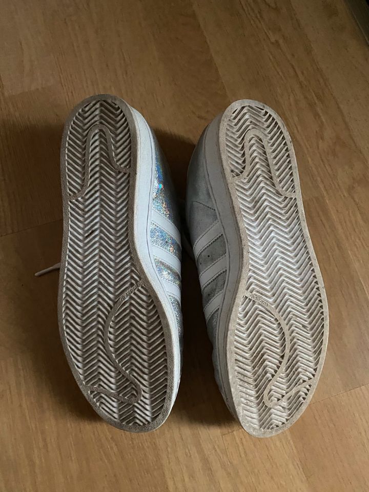 Adidas Schuhe in Blieskastel