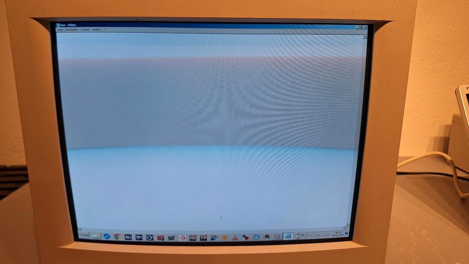 Belina 10 60 30 19" Cathode Ray Tube CRT Roehrenmonitor Hitachi B in Mannheim