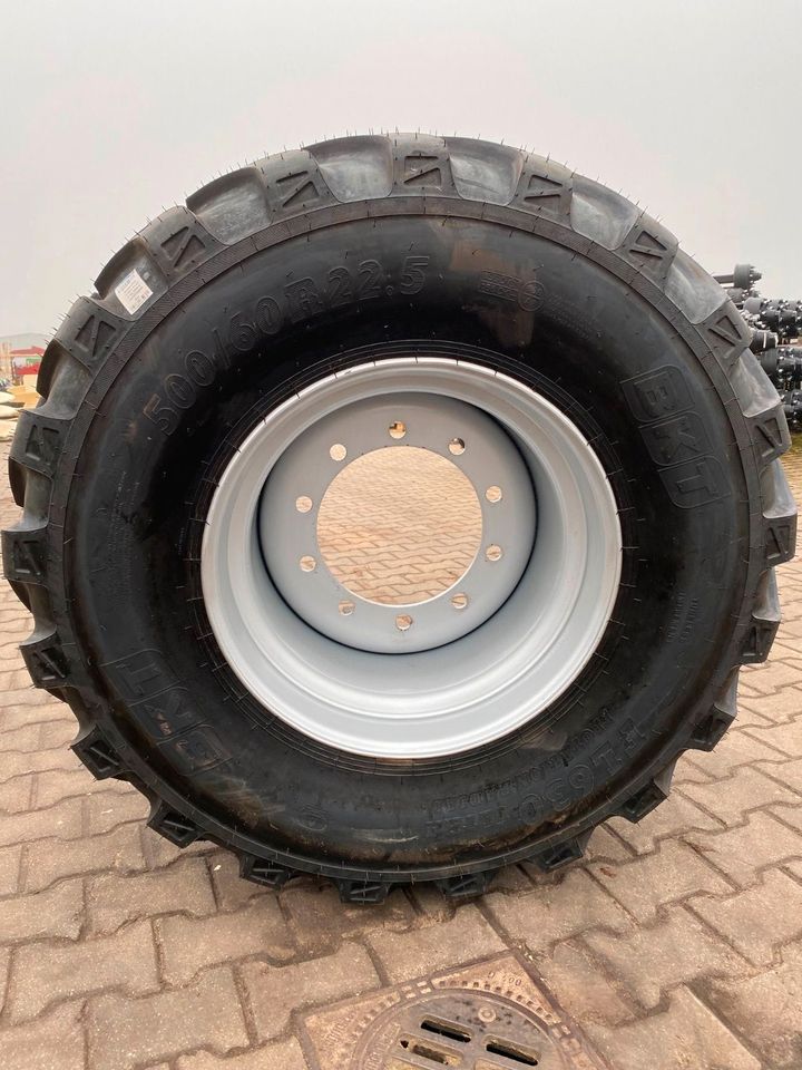 Komplettrad 500/60 R22.5 BKT FL 630 Ultra auf 10-Loch Felge ET0 in Bad Laer