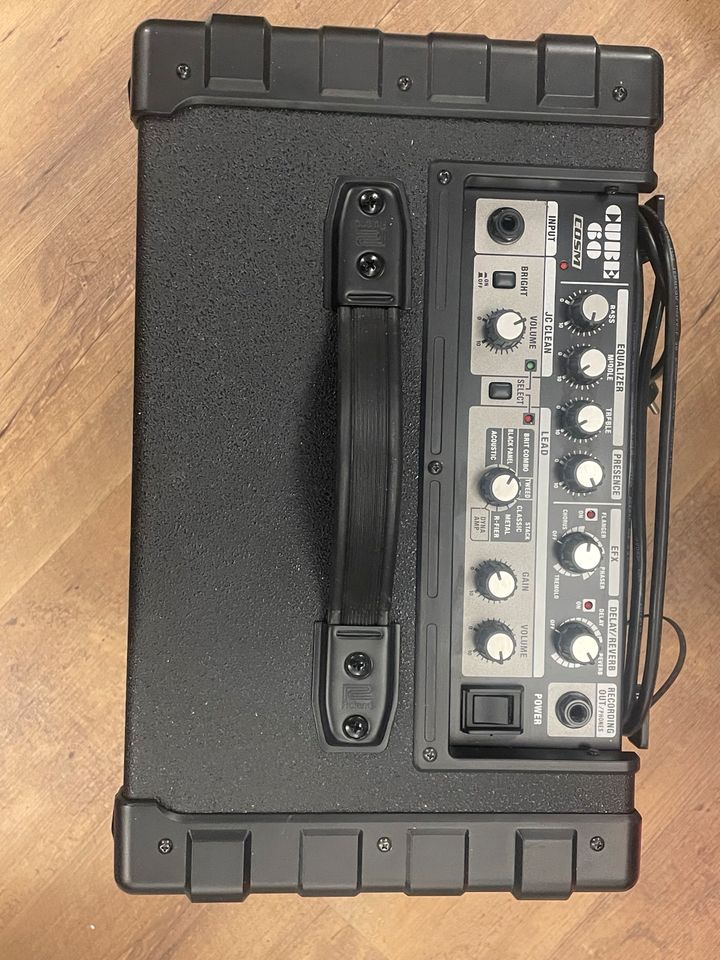 Roland Cube 60 Gitarren Amp in Berlin