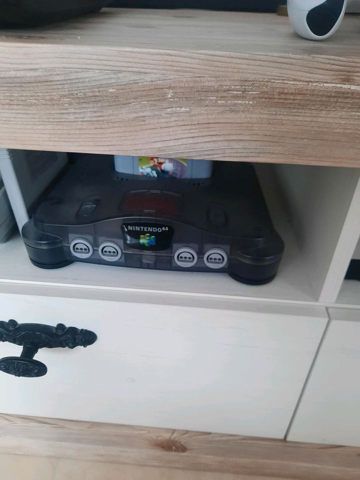 Nintendo 64 smoke grey top in Koblenz