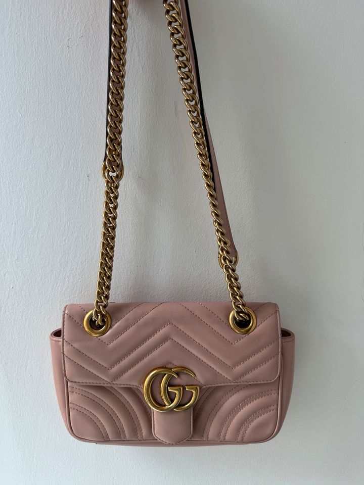 Gucci Marmont Tasche in Neuhaus am Inn