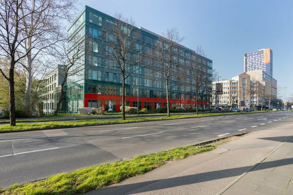 Unbegrenzter Bürozugang zu unseren Öffnungszeiten in Regus Colonius Carré in Köln