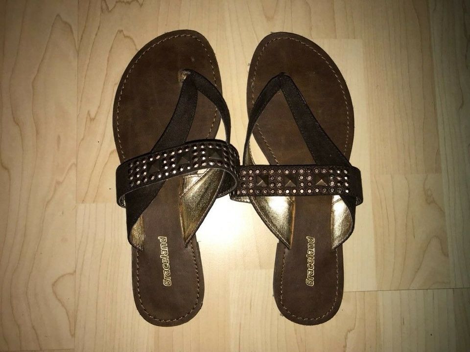 Sandalen braun Gr 38 in Karlshuld