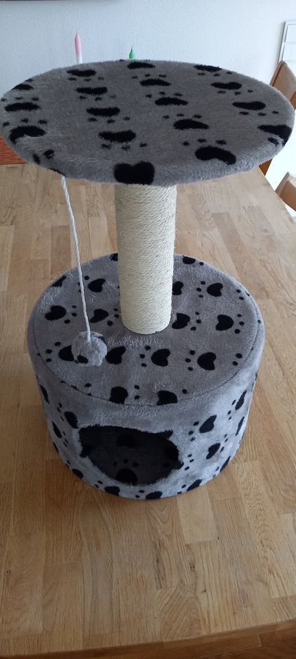 Katzenturm 60cm hoch *NEU* in Pforzen