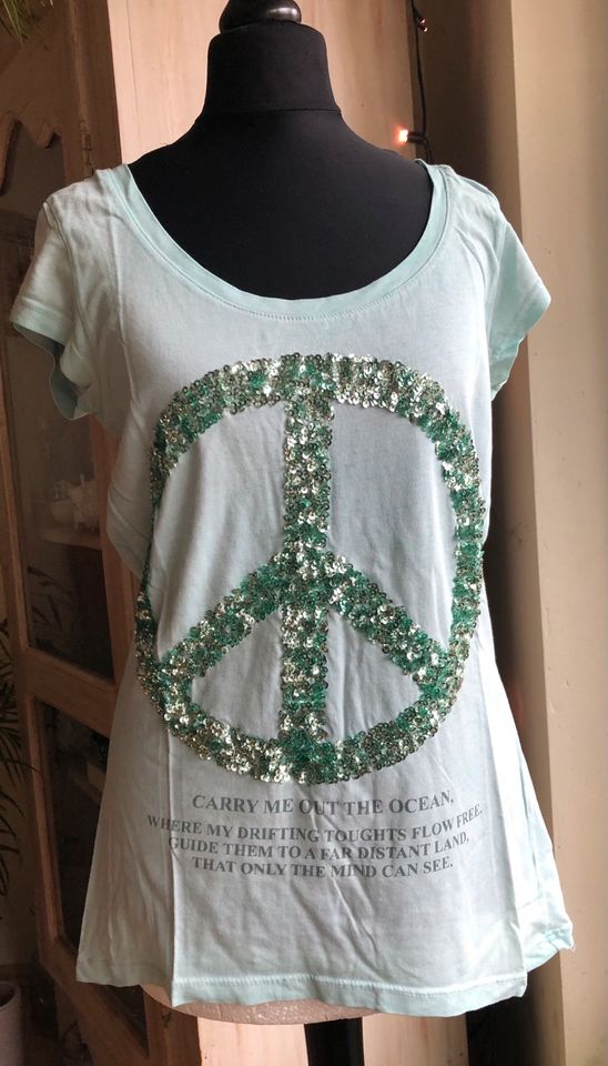 T-Shirt Baumwolle  - türkis - mit Pailletten -Peace Zeichen in Monschau