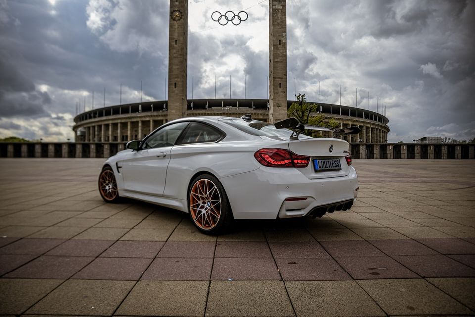 BMW M4 GTS 1 of 700 mieten Sportwagen Coupé Berlin in Berlin