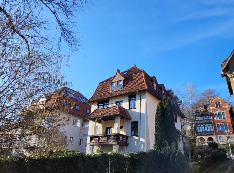 Eigentumswohnung mit Altbau-Charme - Kernsaniert in Erfurt