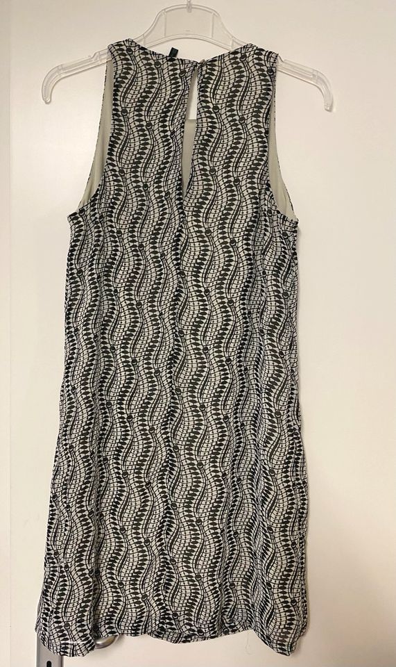 BENETTON Kleid, Sommerkleid, Damen, Etuikleid, Meshkleid, Gr. S in Nagold