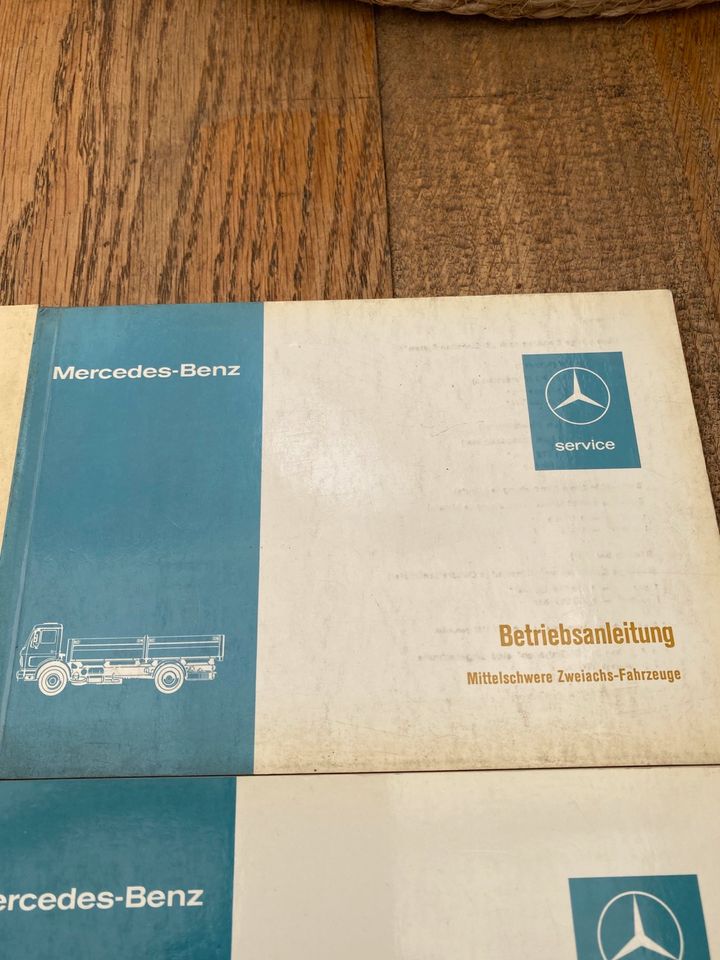 Mercedes LKW Oldtimer Betriebsanleitungen NOS in Heiligenhafen 