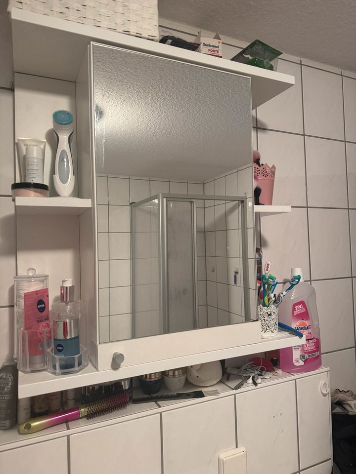 Bad Möbel Spiegel in Möckmühl