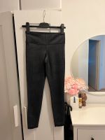 Gemusterte leggings tights schwarz grau S 36 Nordrhein-Westfalen - Heiligenhaus Vorschau