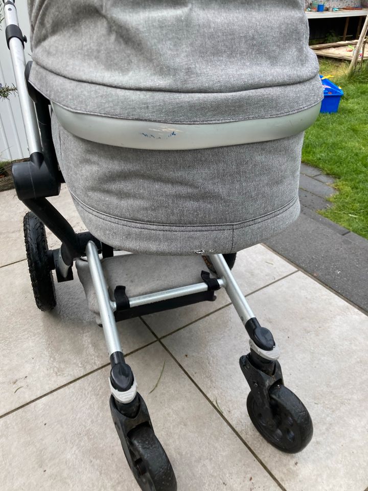 Joolz Kinderwagen mit Babywanne, Sportsitz, Maxi Cosi Adapter in Geilenkirchen