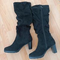 Wildlederstiefel Schwarz Gr 40 Neu Niedersachsen - Springe Vorschau