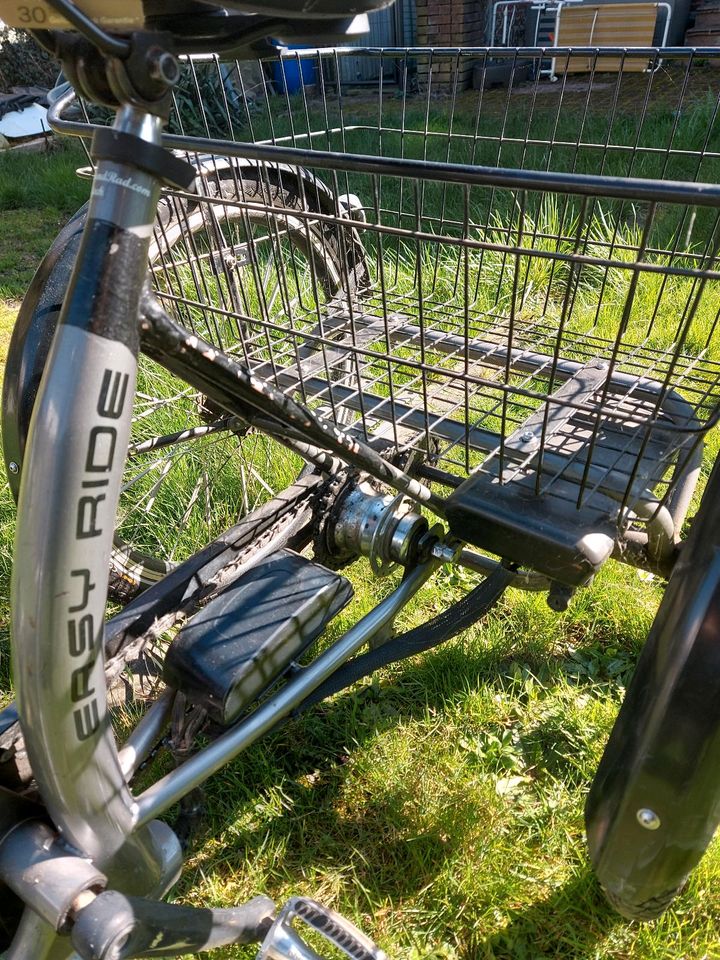 Dreirad mit Motor in Übach-Palenberg