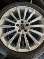 Winterreifen auf Alufelgen 5x112 Mercedes 245/45R18 Nordrhein-Westfalen - Bad Driburg Vorschau