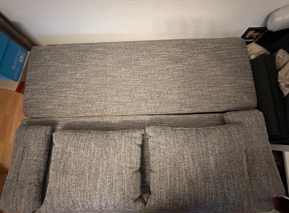 Sofa / Couch / Gästebett / Gästesofa / Schlafsofa / Schlafcouch in Bochum