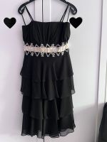 Damen Abendkleid Hochzeit festlich schwarz Perlen Gr. 38/40 Nordrhein-Westfalen - Meerbusch Vorschau