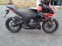 Aprilia Tuono 125 ABS vorn und hinten -Schnäppchen- Nordrhein-Westfalen - Schieder-Schwalenberg Vorschau