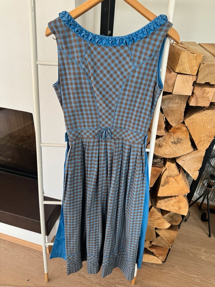 Salzburger Dirndl Tracht 38 in Hutthurm