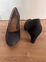 Bugatti Schuhe. Pumps. Blau. Gr. 40. Wie neu. Sehr bequem. Niedersachsen - Gnarrenburg Vorschau