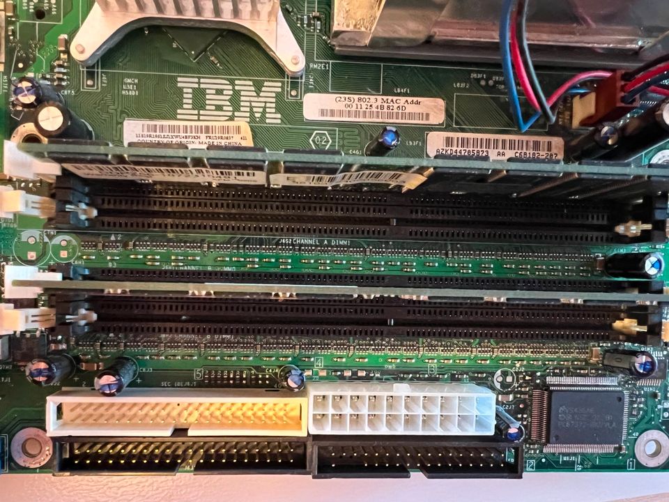 IBM C68182-207 Mainbord, Motherboard, Pentium 4 Prozessor, RAM :) in Braunschweig