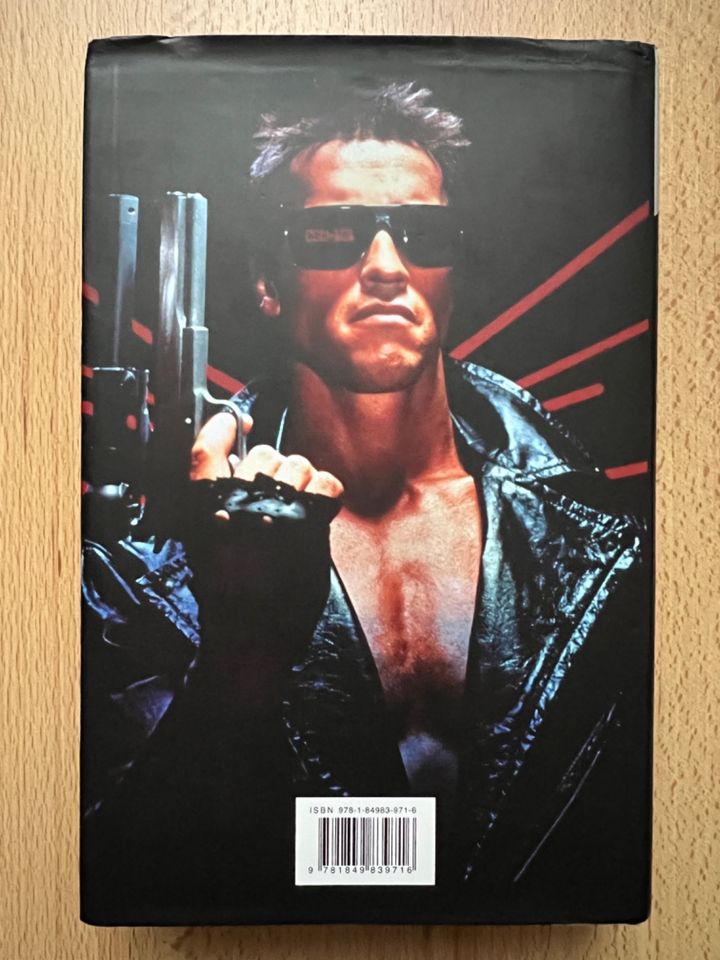 Arnold Schwarzenegger - Total Recall, Hardcover, Englisch, top! in Leutenbach