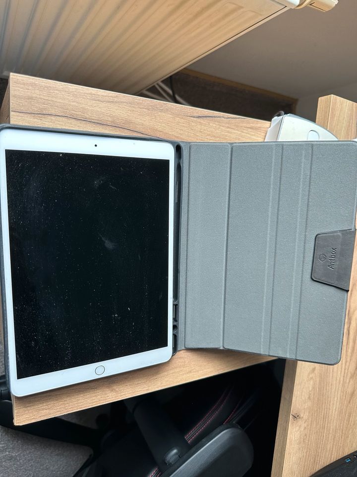 Verkaufe voll funktionsfähiges iPad Pro in Heiningen