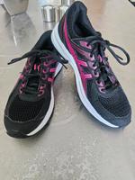 Asics neue Laufschuhe Nordrhein-Westfalen - Weeze Vorschau