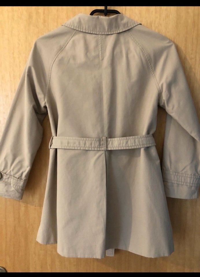 Trenchcoat von Zara in Lollar